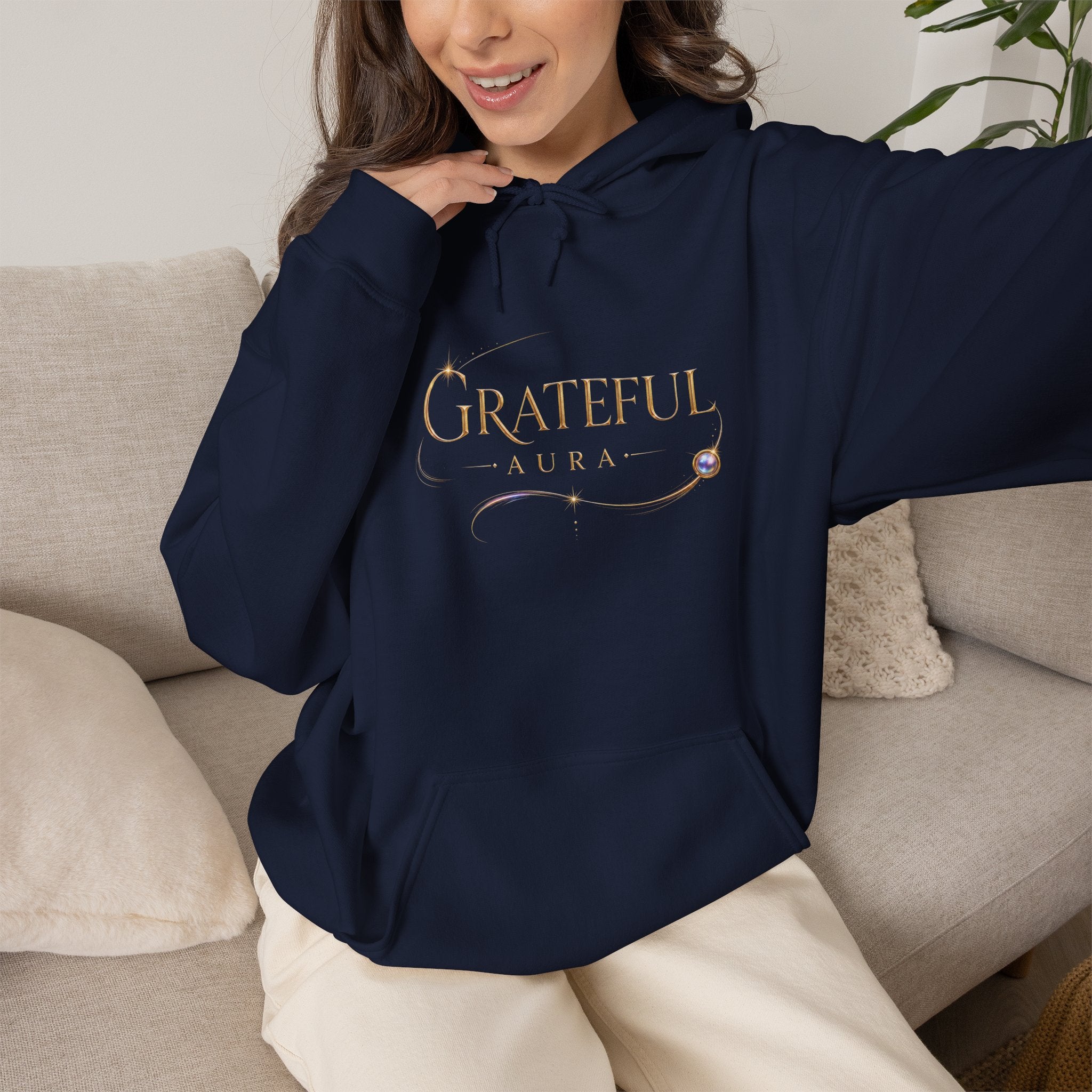 Grateful Heart Hoodie — Elegant 'Grateful' Script Pullover - AURA BY RS ®